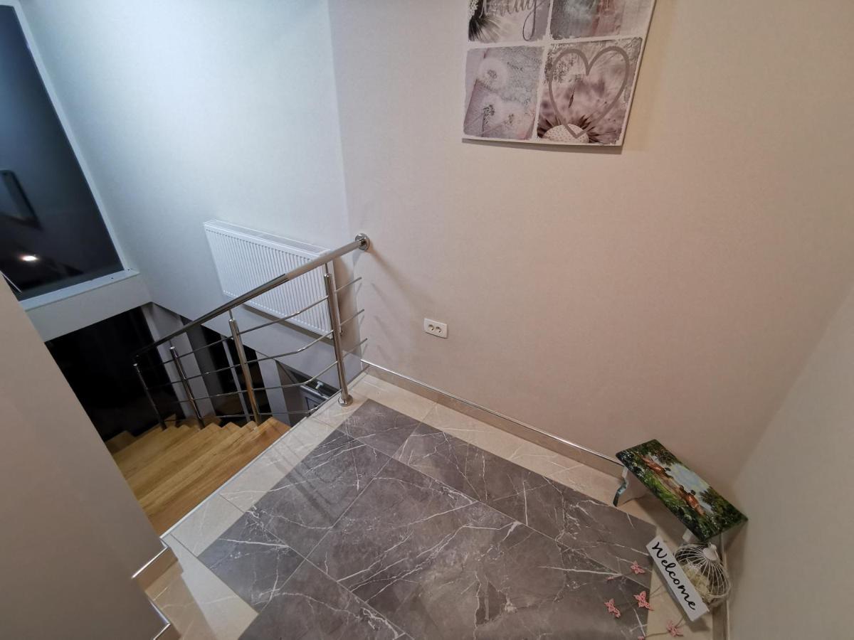 Apartman Bozur **** Satnica Dakovacka Exterior foto
